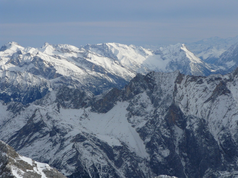 Berge von der Zugspitze aus gesehen.