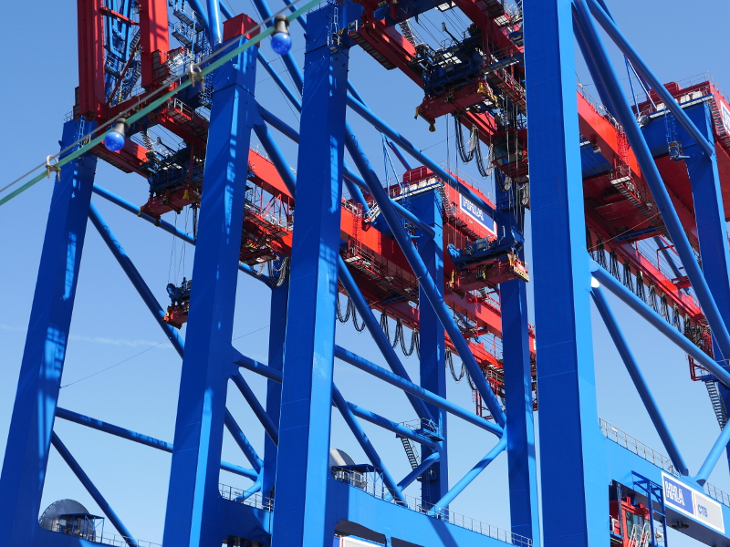 Kräne im Hamburger Hafen